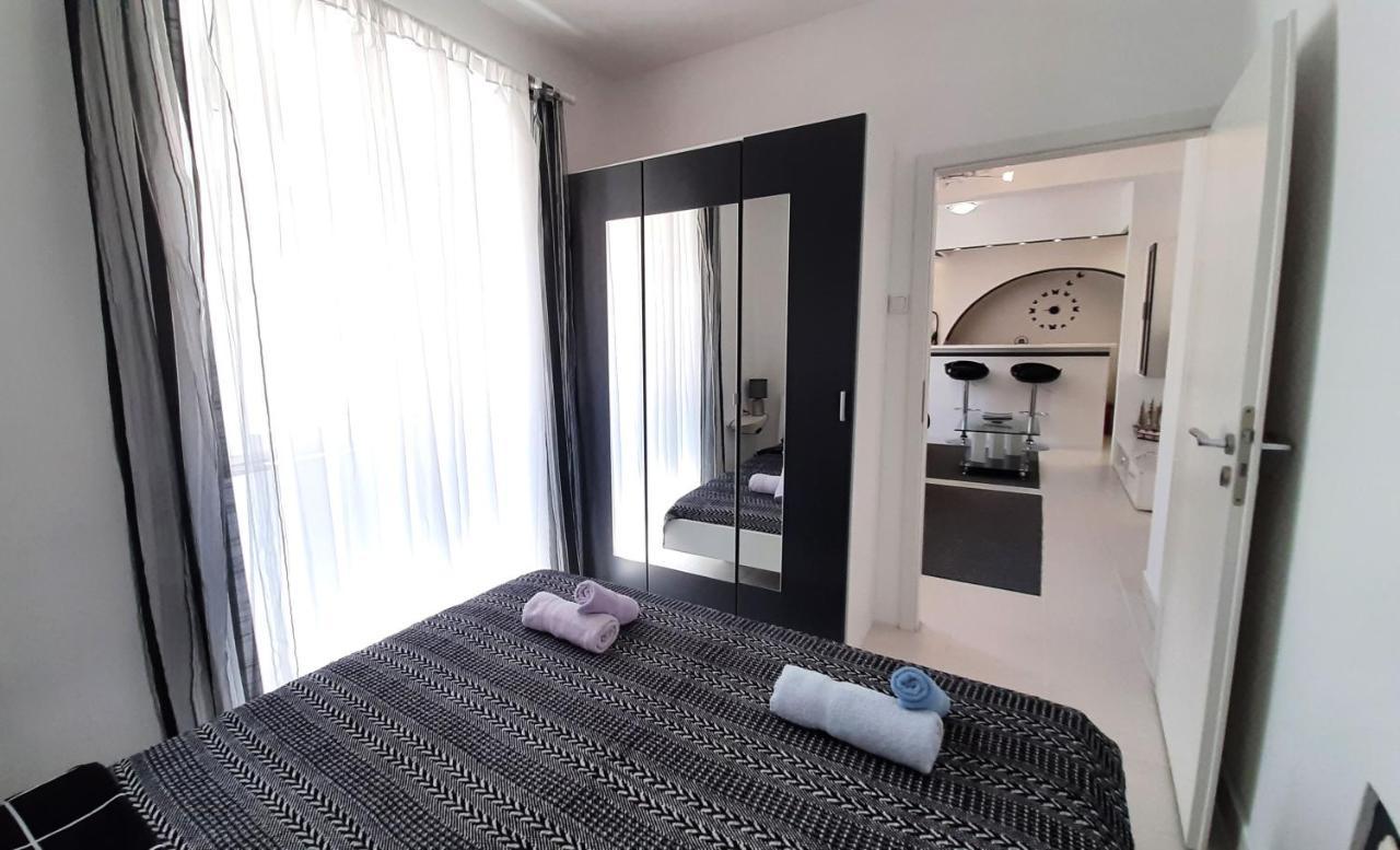 Apartment Decumana Krk Town