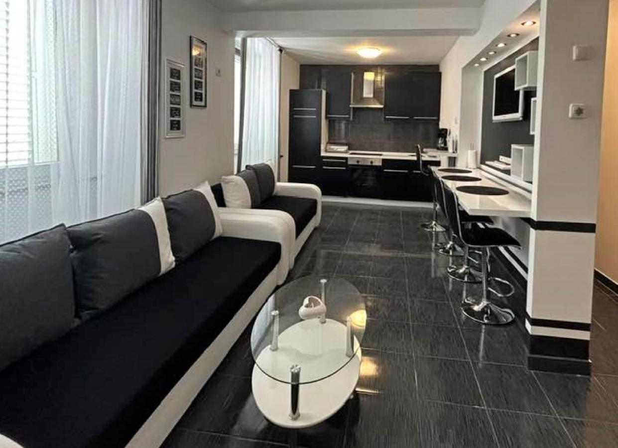 Decumana Apartment Krk Town