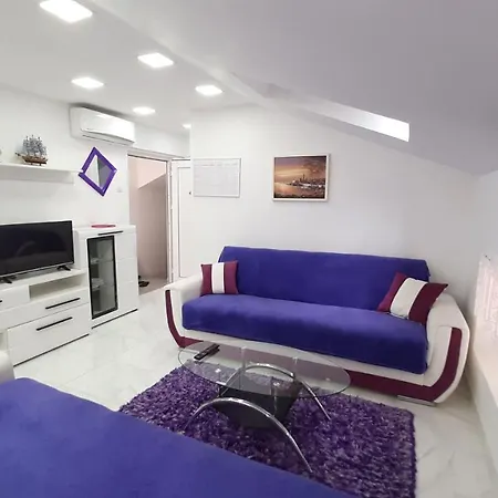 Apartment Decumana Krk Town Buitenkant foto