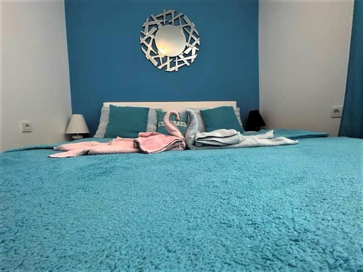 Decumana Apartament *