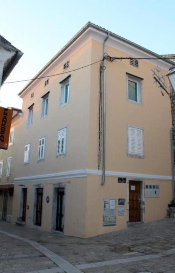 Decumana Lägenhet Krk Town